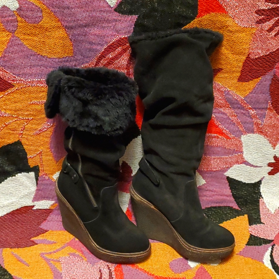 Zigney Boots Women's 7.5 Black Suede With Faux Fur Never Worn, New With Tags On.